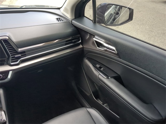 2023 Kia Sportage EX photo 16