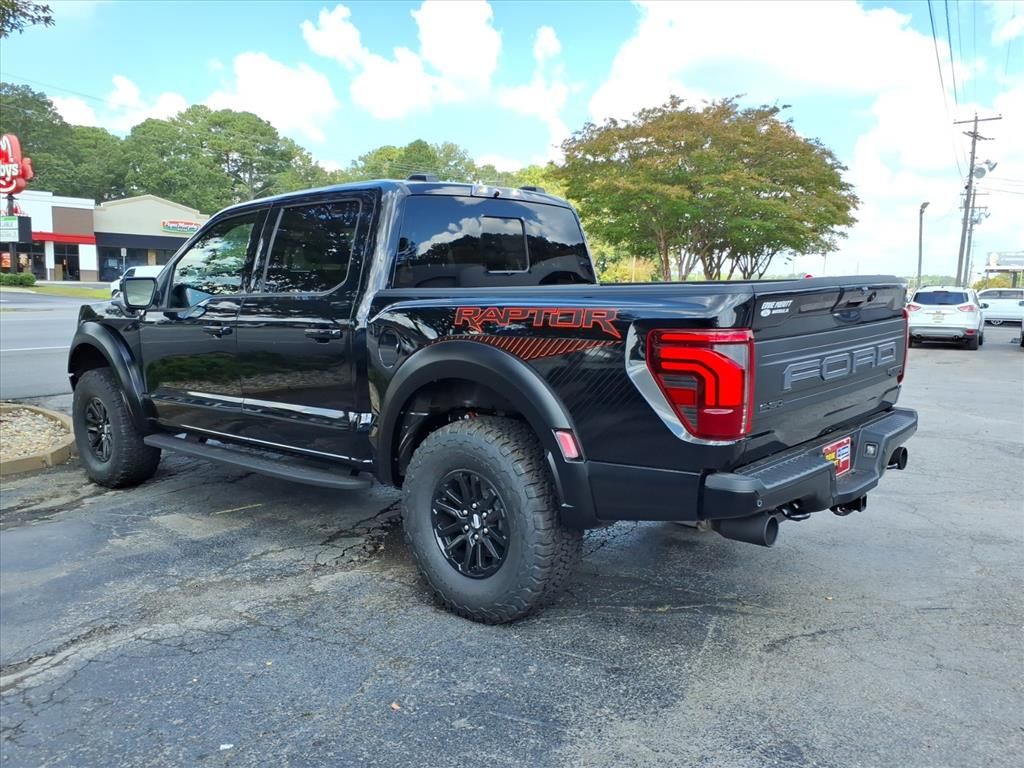 2025 Ford F-150 Raptor photo 3