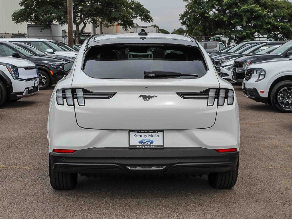 2025 Ford Mustang Mach-E Premium photo 8