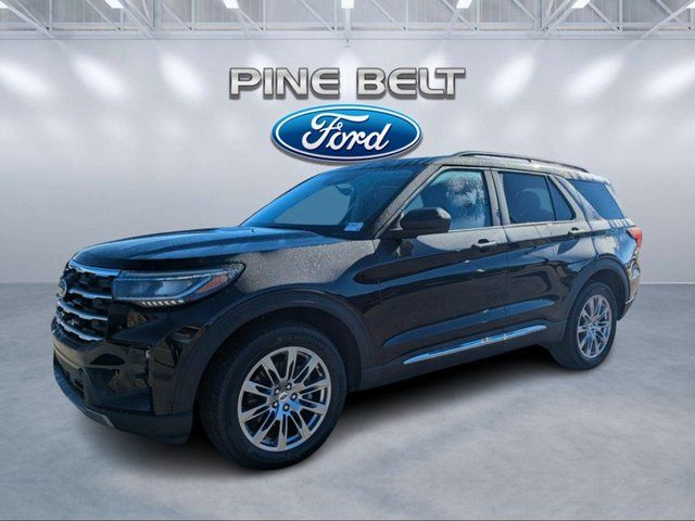2025 Ford Explorer Active's photo