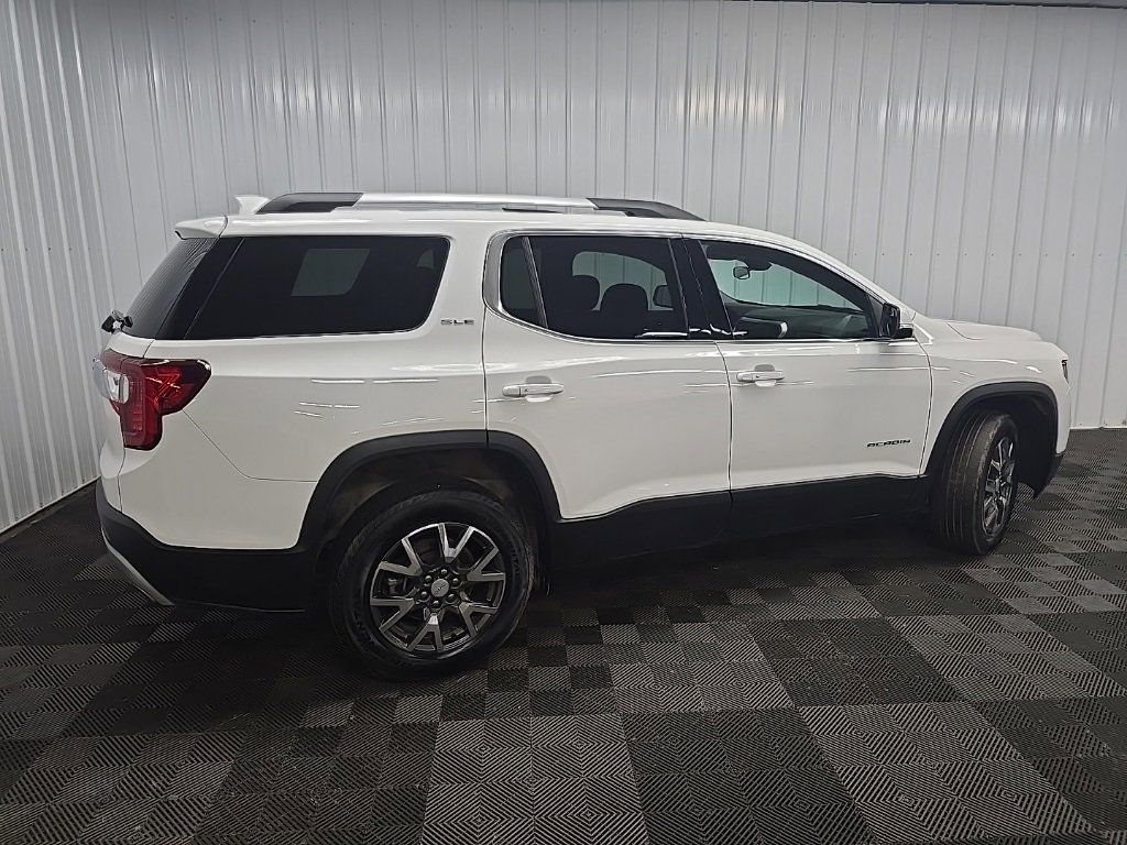 2023 Gmc Acadia SLE photo 3