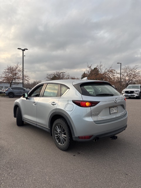 2017 Mazda CX-5 Sport photo 4