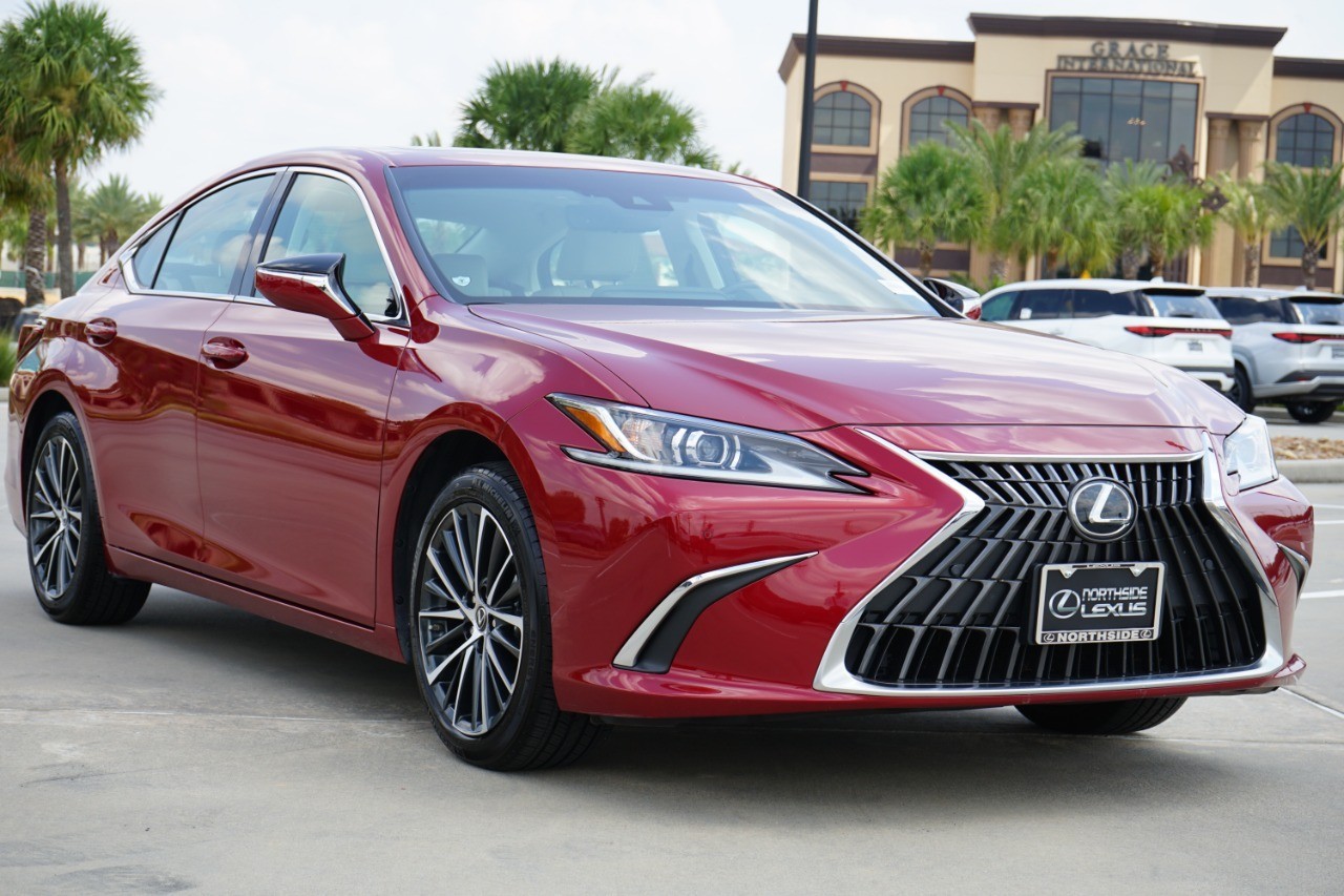 2025 Lexus ES 350 photo 3
