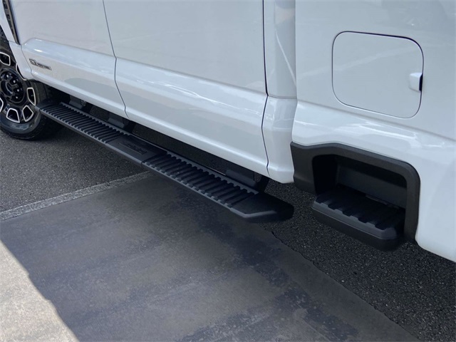 2024 Ford F-250 Lariat photo 32