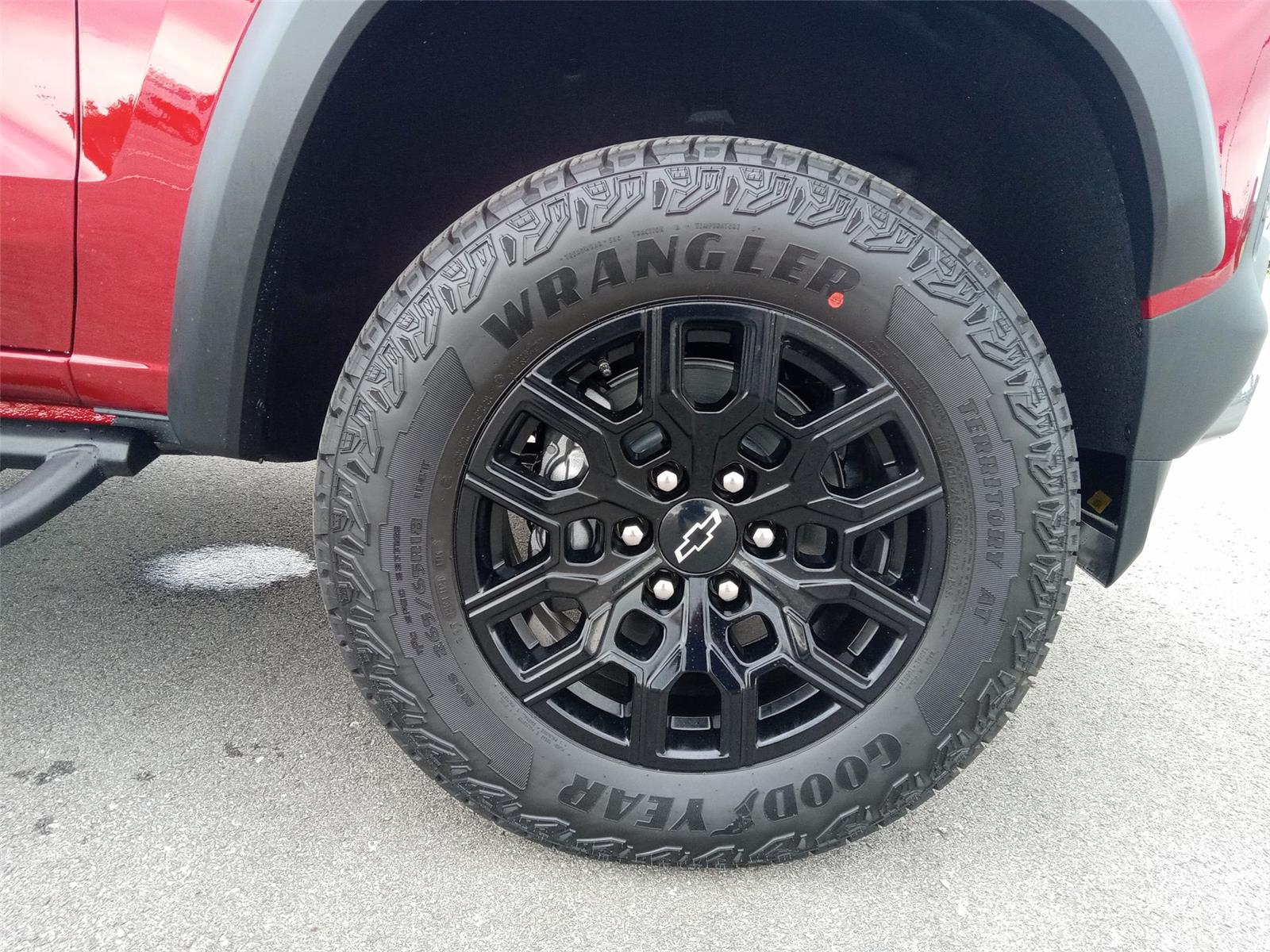 2026 Chevrolet Colorado Trail Boss photo 24