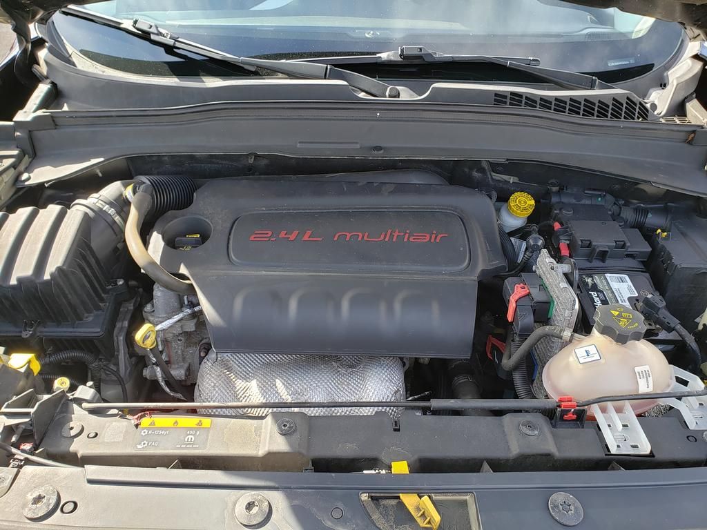 2017 Jeep Renegade Trailhawk photo 14