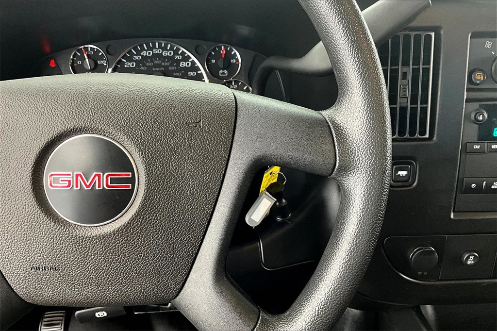2023 Gmc Savana 2500 Cargo photo 10