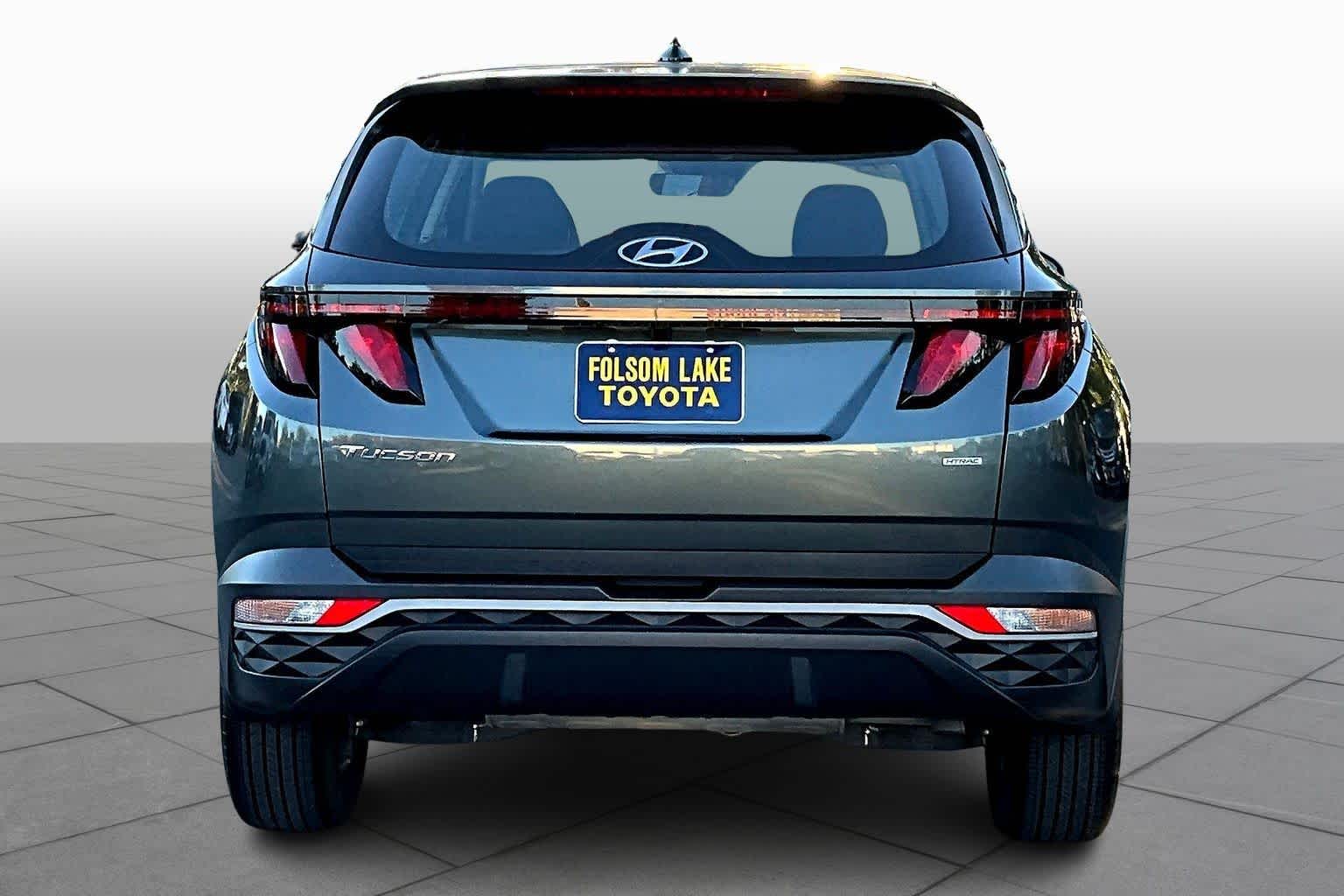 2023 Hyundai Tucson SE photo 3