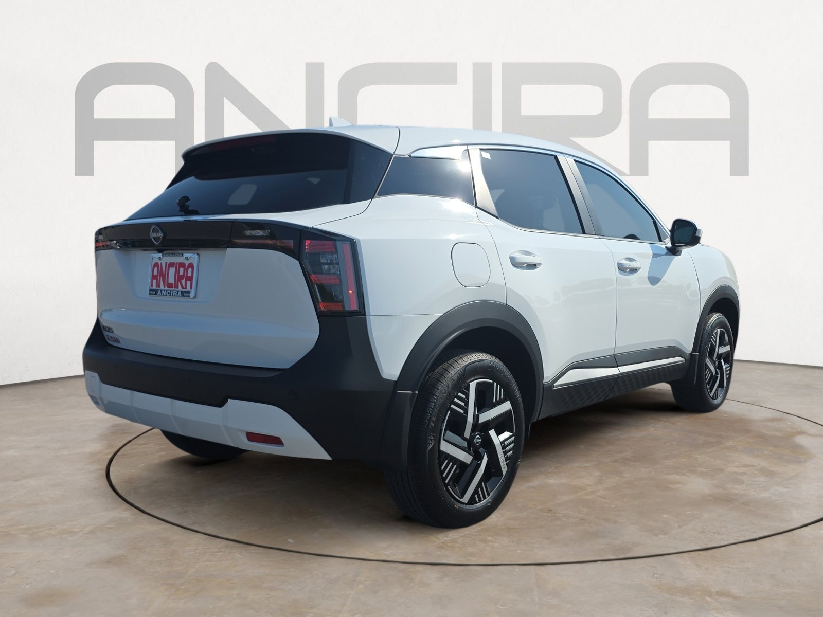 2025 Nissan Kicks SV photo 4