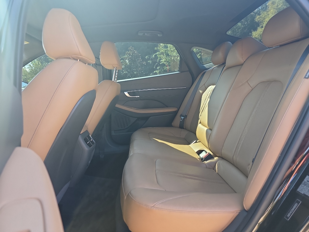 2021 Hyundai Sonata Limited photo 18