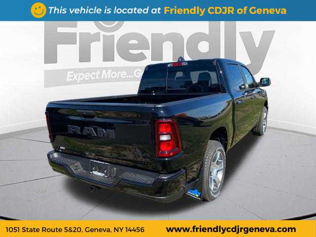 2025 Ram 1500 Tradesman photo 3
