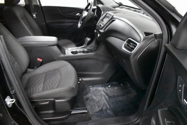 2020 Chevrolet Equinox LT photo 12