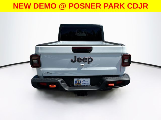 2025 Jeep Gladiator Mojave photo 5