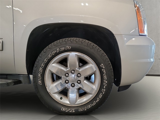 2011 Gmc Yukon XL SLT 1500 photo 22