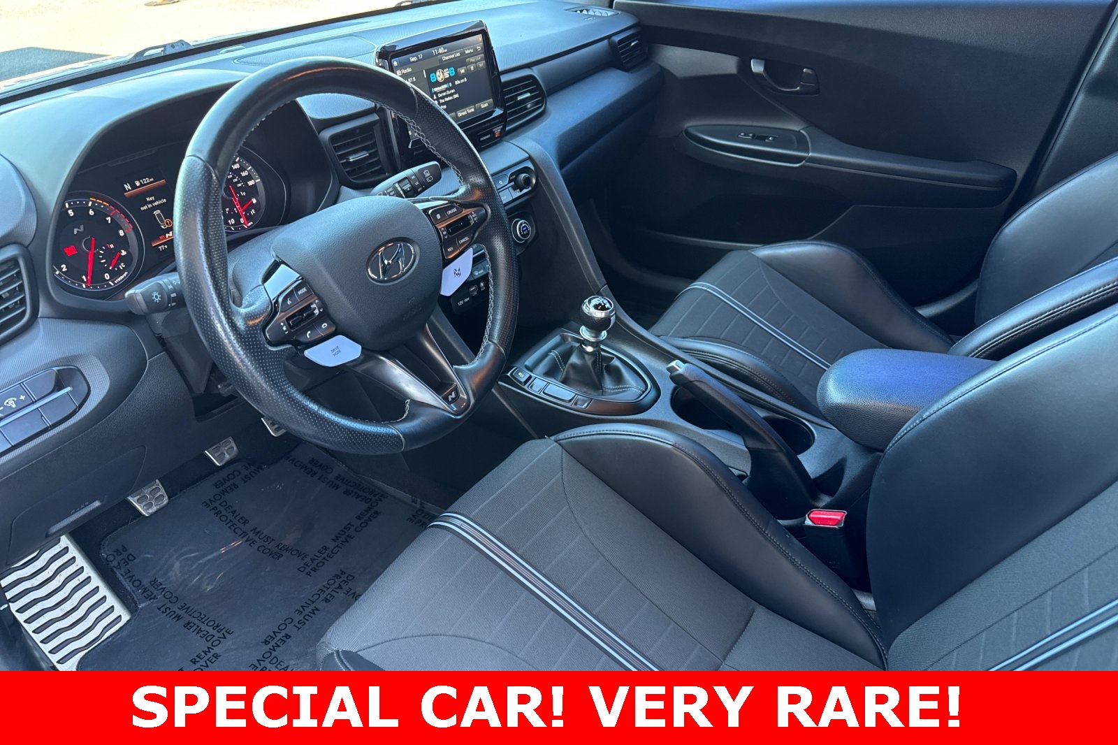 2020 Hyundai Veloster N photo 12