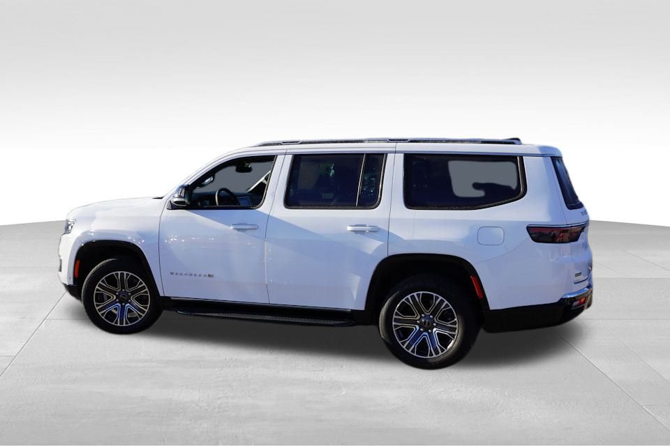 2025 Jeep Wagoneer Base photo 8