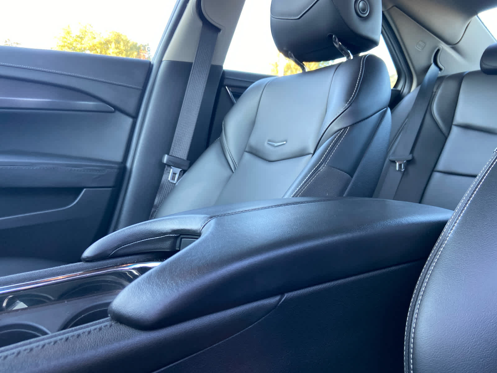 2018 Cadillac ATS Base photo 18