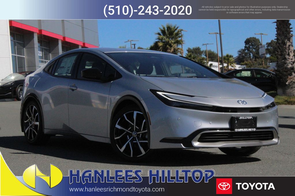 2026 Toyota Prius XSE's photo