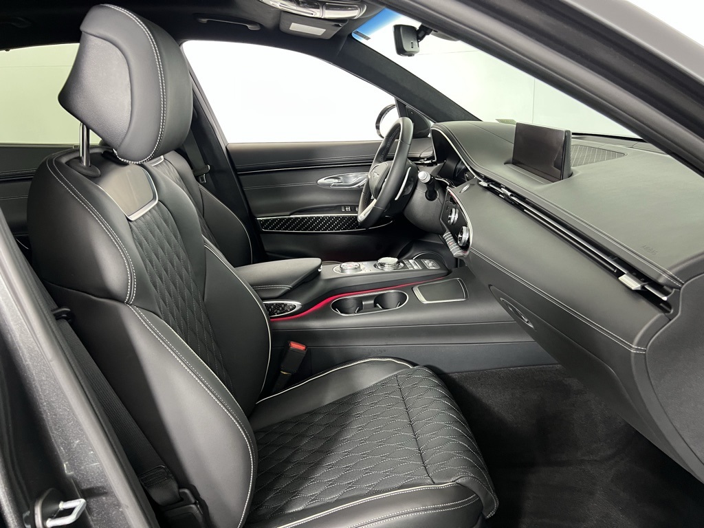 2024 Genesis GV70 3.5T Sport Advanced photo 29