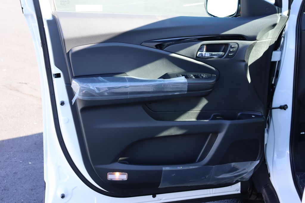 2026 Honda Ridgeline Black Edition photo 25
