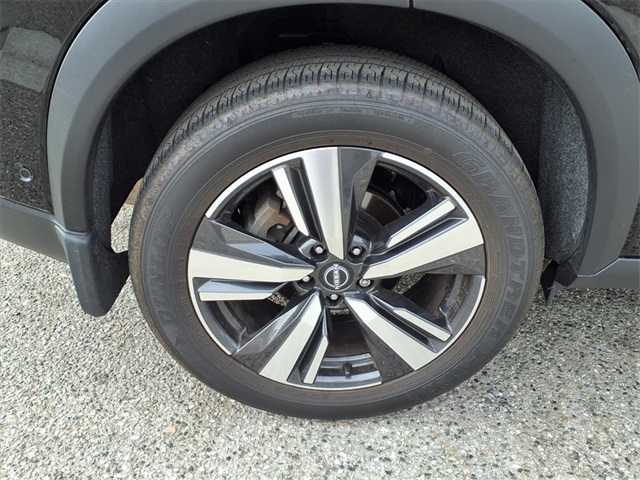 2023 Nissan Rogue Platinum photo 23