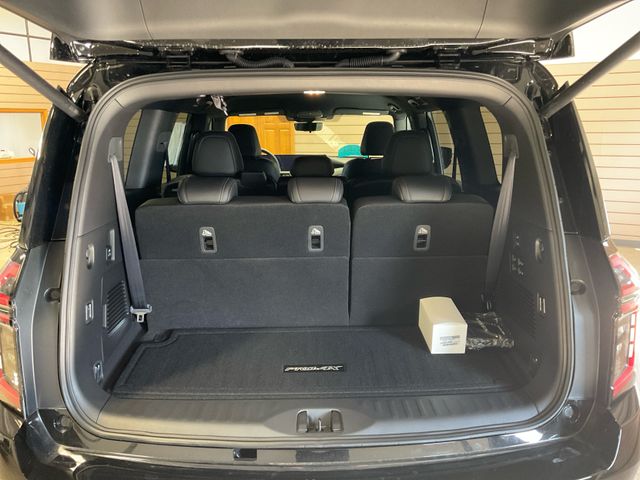 2025 Nissan Armada photo 10
