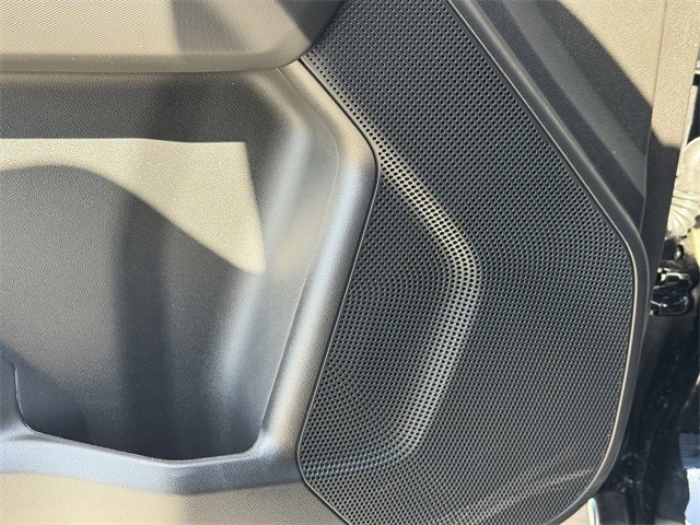 2025 Chevrolet Colorado LT photo 18