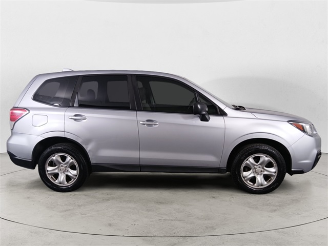 2017 Subaru Forester 2.5i photo 6