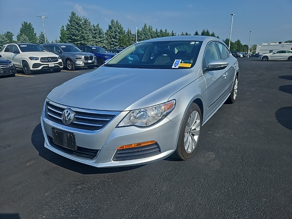 2012 Volkswagen CC Sport photo 2
