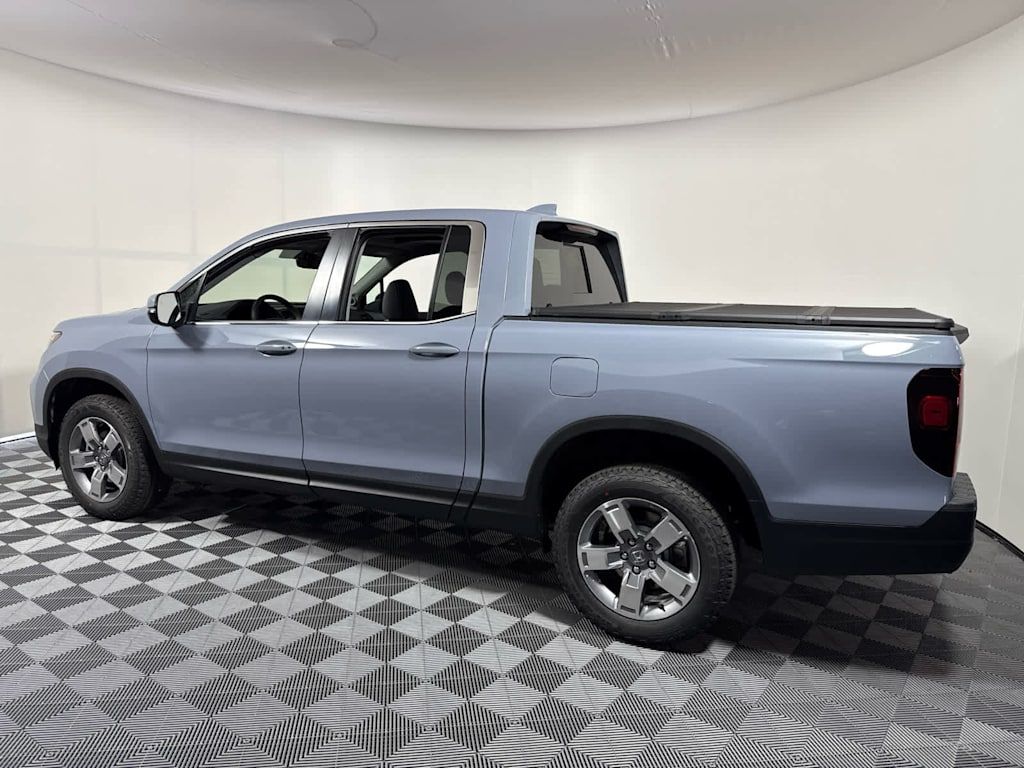 2025 Honda Ridgeline RTL photo 4