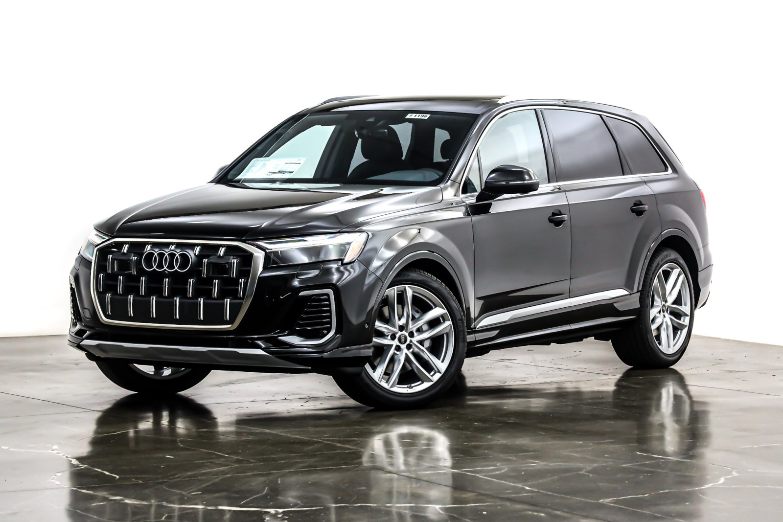 2025 Audi Q7 Premium Plus's photo