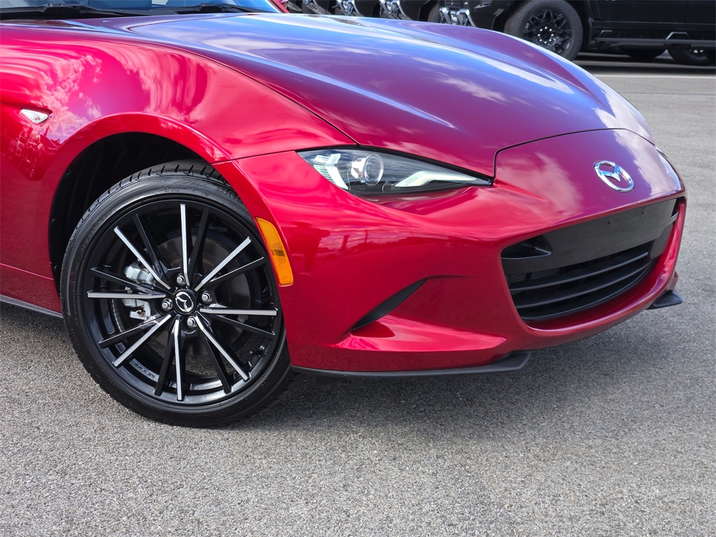 2024 Mazda MX-5 Miata Miata RF Grand Touring photo 2