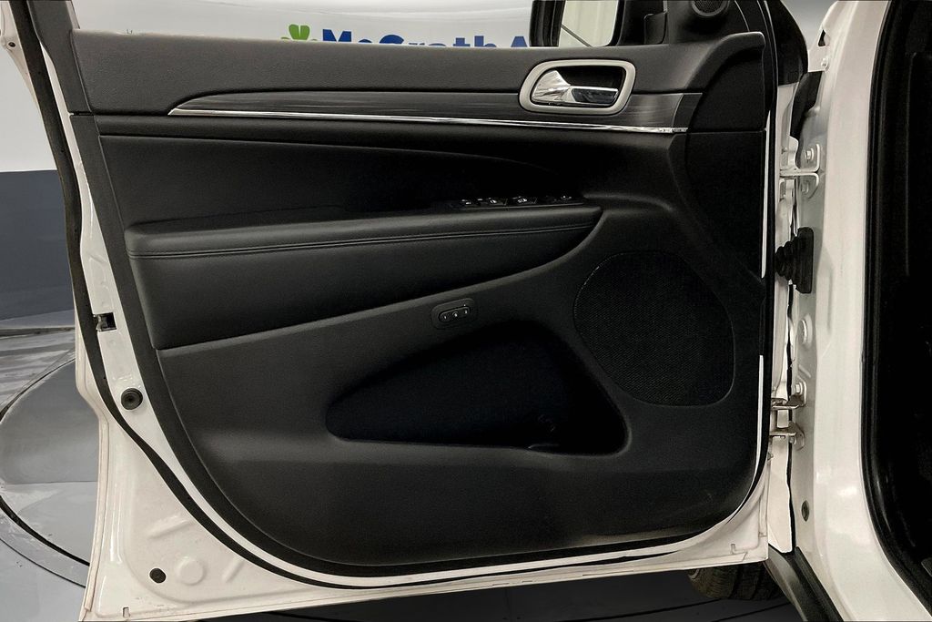 2020 Jeep Grand Cherokee Limited photo 21