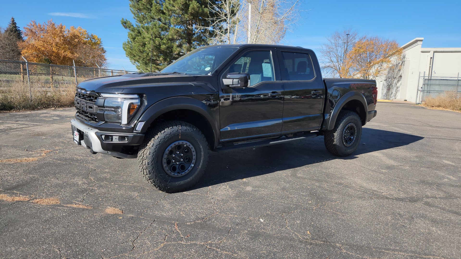 2025 Ford F-150 Raptor photo 3