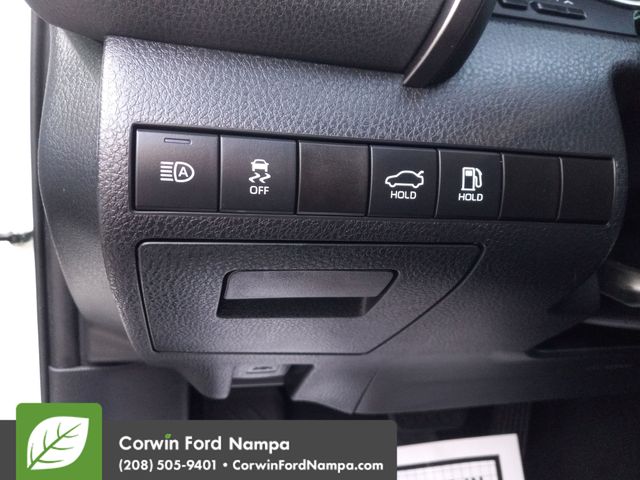 2021 Toyota Camry LE photo 13