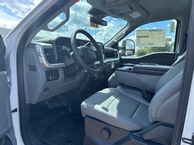 2026 Ford F-350 photo 15