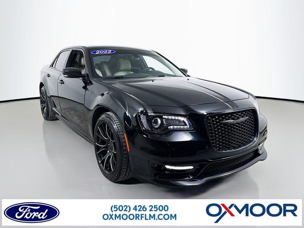 2022 Chrysler 300 Touring L's photo