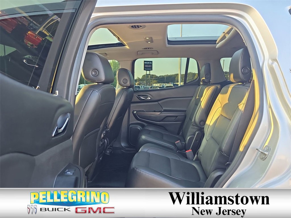 2017 Gmc Acadia SLT photo 26