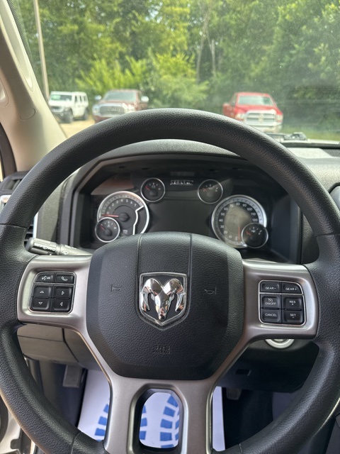 2023 Ram 1500 Classic SLT photo 6