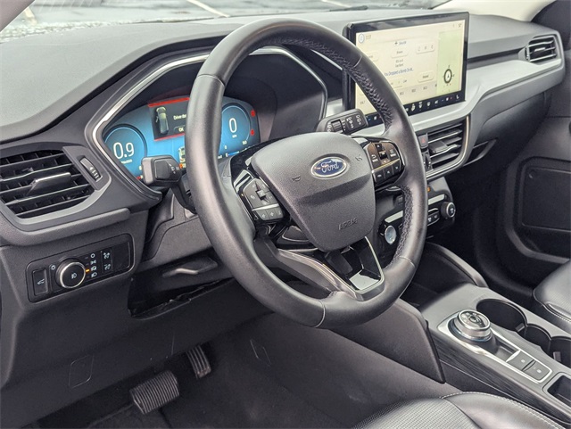 2023 Ford Escape Platinum photo 2