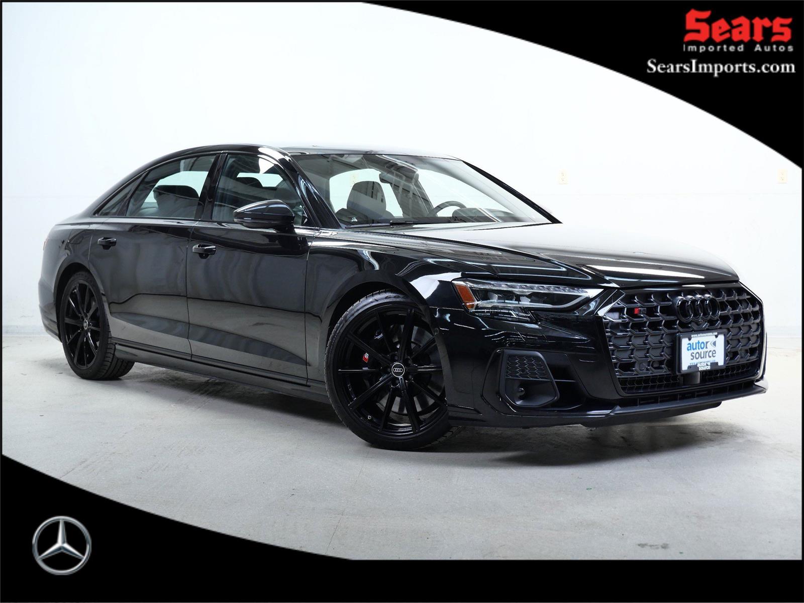 2023 Audi S8 Base's photo