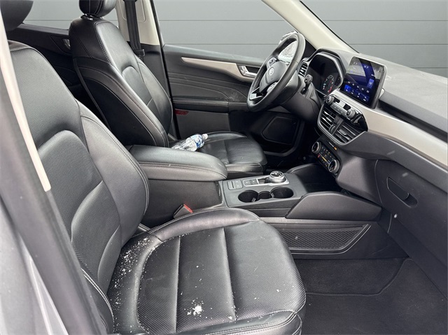 2022 Ford Escape SEL photo 20