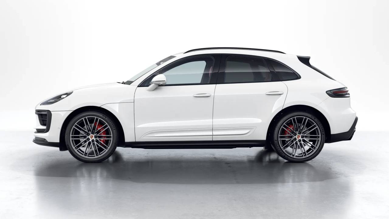 2026 Porsche Macan S photo 2