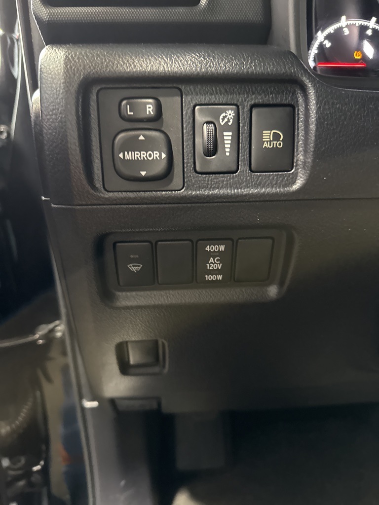 2020 Toyota 4Runner SR5 photo 31