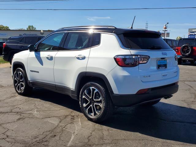 2022 Jeep Compass Limited photo 3