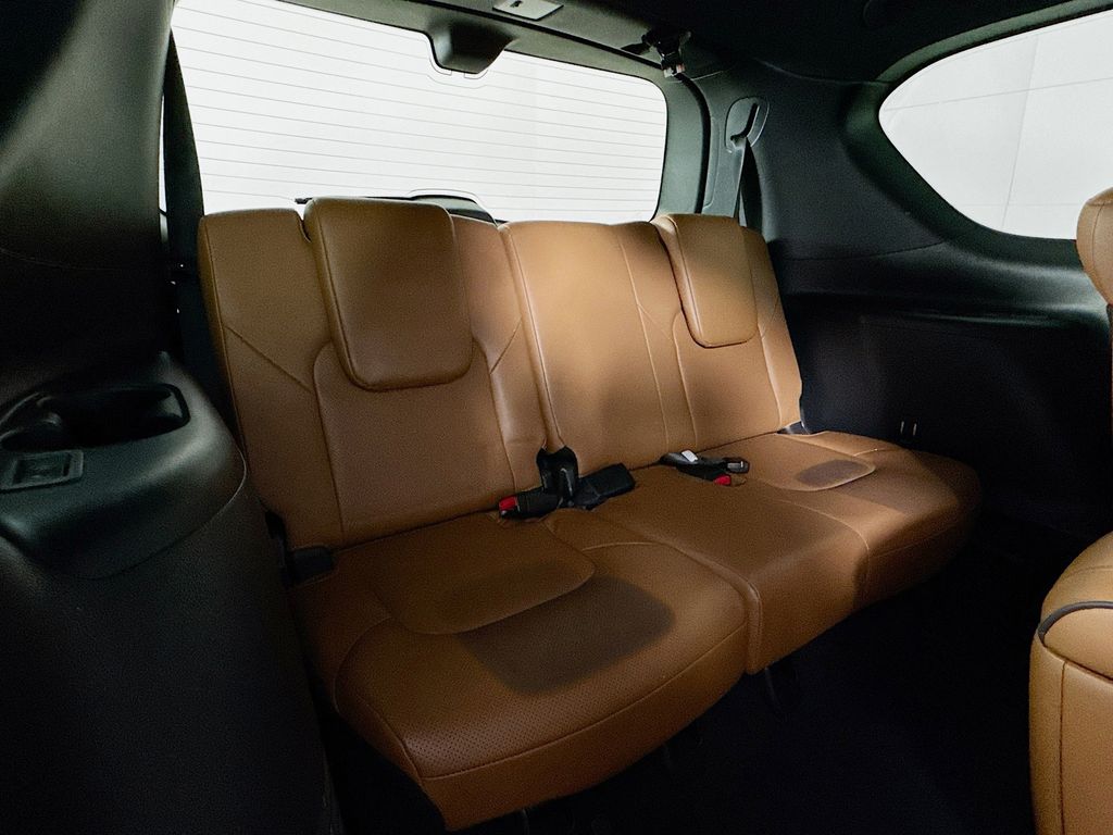 2021 Infiniti QX80 Sensory photo 30