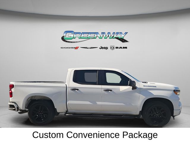 2025 Chevrolet Silverado 1500 Custom photo 3