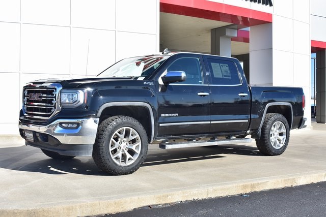 2018 Gmc Sierra 1500 SLT photo 2