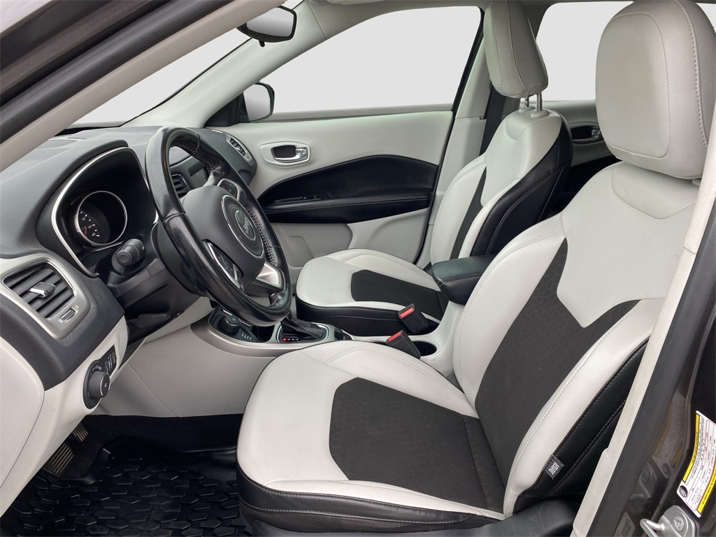 2021 Jeep Compass Latitude photo 8