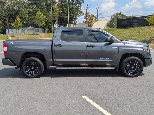 2018 Toyota Tundra SR5 photo 3
